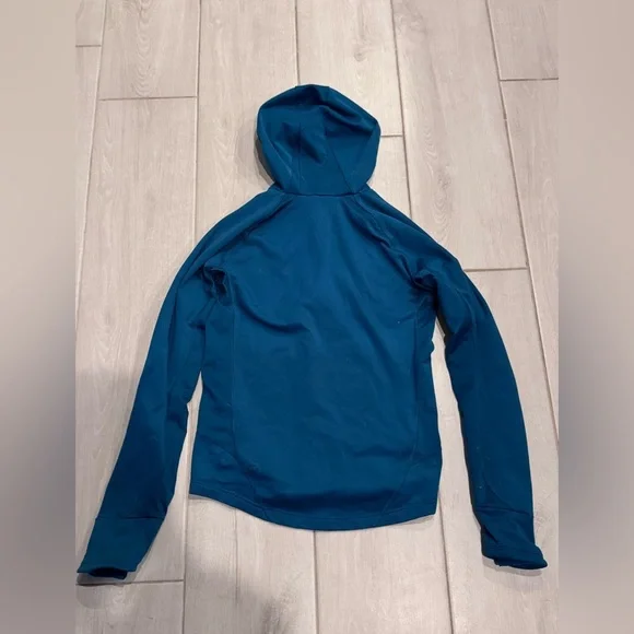 Nike Teal Hooded Jacket with hand mittens - Picture 9 of 11